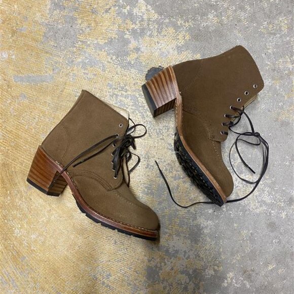 NWOT Red Wing Clara Boot in Clove - Picture 3 of 5